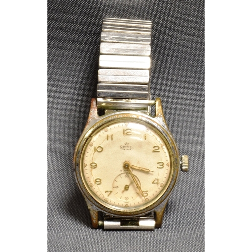 107 - VINTAGE SMITHS DELUXE WATCH 33.4mm steel case, champagne coloured dial signed Smiths De Luxe, with s... 