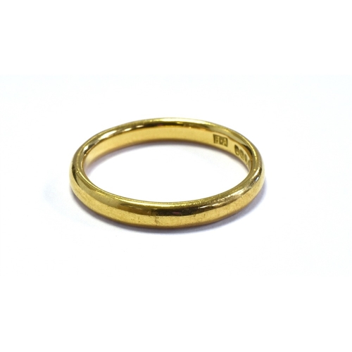 12 - 18CT GOLD PLAIN WEDDING BAND 2.7mm wide, ring size L, hallmarked 18 Chester 1937.  Weight 3.2 grams.