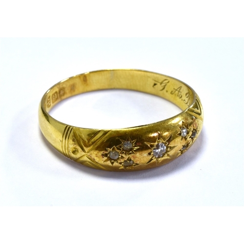 25 - VICTORIAN 18CT GOLD & DIAMOND RING 6.6mm wide, star grain set with old single cut diamonds with inte... 