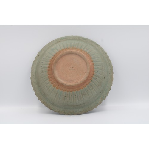 63 - Possibly Chinese Ming dynasty (1368-1644) marvel: Chinese celadon dish, diameter 23cm