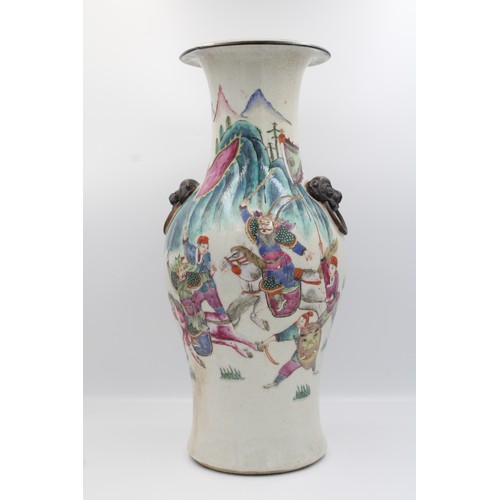 64 - Elegant 19th century Chinese famille rose vase with rare crackle and worrier pattern. Impressive squ... 