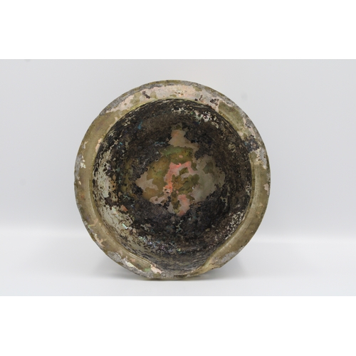 282 - Roman glass bowl with a beautiful patina, measuring 15 cm in diameter.