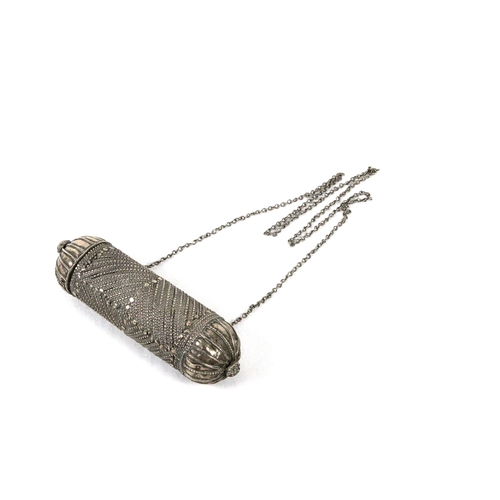 70 - An Islamic Silver Amulet Necklace from Yemen with Space to Carry Verses of the Quran

Weight: 173g
L... 