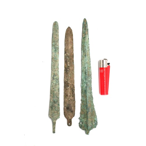 154 - A Lot of 3 Luristan Bronze Arrowheads from 2000 BC - 1200 BC