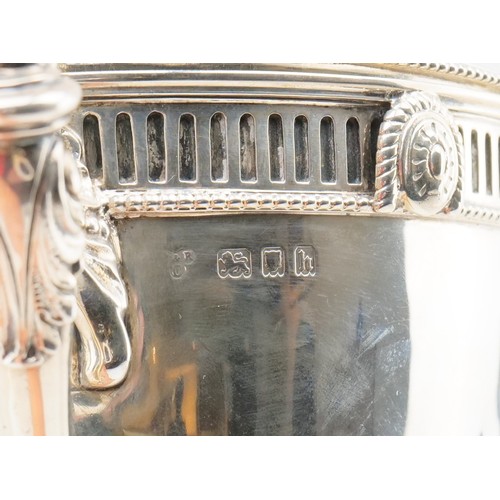 398 - A Silver London Trophy marked in 1923

Weight: 1434g
Height: Approximately 33cm
Length: Approximatel... 