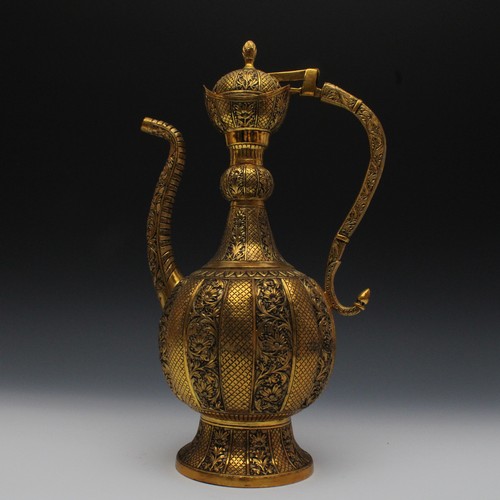 151 - An Indian Brass Aftaba Ewer and Basin with Flower Engraving.

H of Ewer: 37cm
H of Basin: 20cm
D of ... 