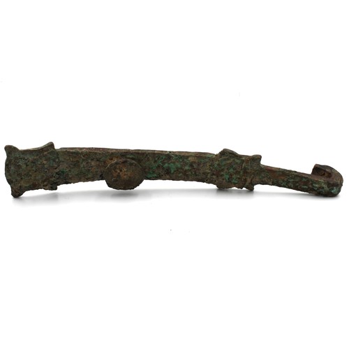 330 - A Rare Chinese Bronze Belt Buckle with Gold Inlay.

L: Approximately 17cm