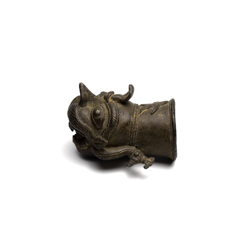 403 - An Indian Bronze Finials with Garuda Head Terminals from the 19th Century.

L: Approximately 14.5cm