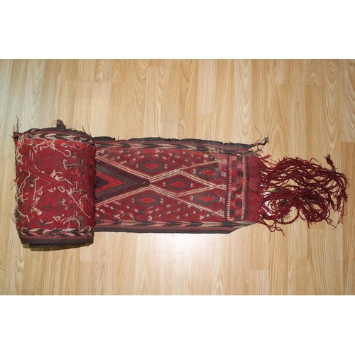 498 - A Yamood Turkmen Tent Belt from the 19th Century.

L: Approximately 1530cm
W: Approximately 32cm