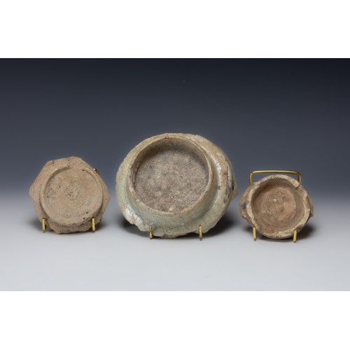 200 - A Lot of 3 Raqqa Ceramic Well of Plates from the 13th Century.

D: Approximately 7.5- 14.3cm