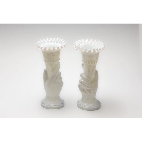 76 - A Pair of Antique Bohemian Opaline Milk White Vase Held by Hands from the 19th Century.

H: Approxim... 