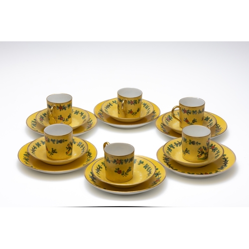 86 - A Lot of Vintage Dresden Yellow Porcelain Tea Set Depicting Floral Patterns from Circa 1900s.

Inclu... 