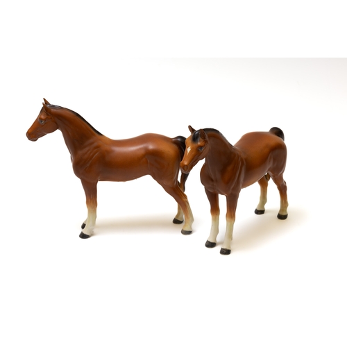 116 - A Pair of Vintage Continental Porcelain Figures of Horses.

Approximately 17x19.5cm