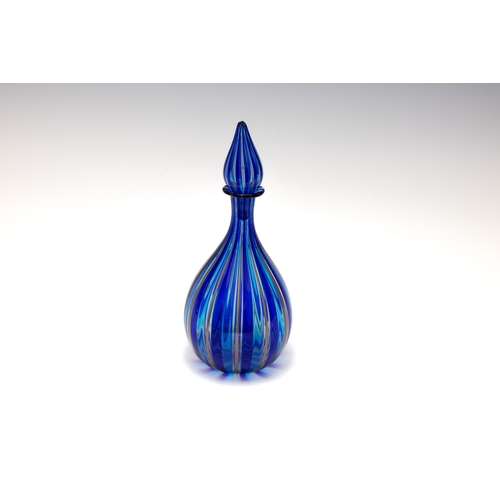 121 - A Vintage Venetian Blue Glass Decanter.

H: Approximately 28cm