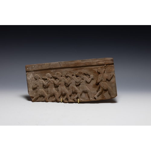 426 - A Wooden Carved Panel Depicting Figures of Men Fighting.

L: Approximately 30cm
H: Approximately 14.... 