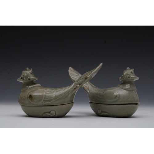 76 - A Pair of Chinese Celadon Mandarin Duck Covered Dish.

H: Approximately 10.5cm
W: Approximately 16cm