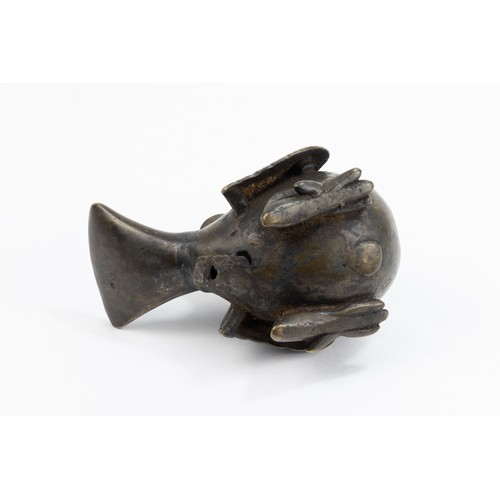 125 - An Indian Mughal Incense Burner Holder in the Figure of a Bird.

H: Approximately 11cm