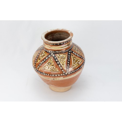 197 - An Islamic Samanid Pottery Jar from the 10-11th Century Decorated with Enamel Work.

H: Approximatel... 