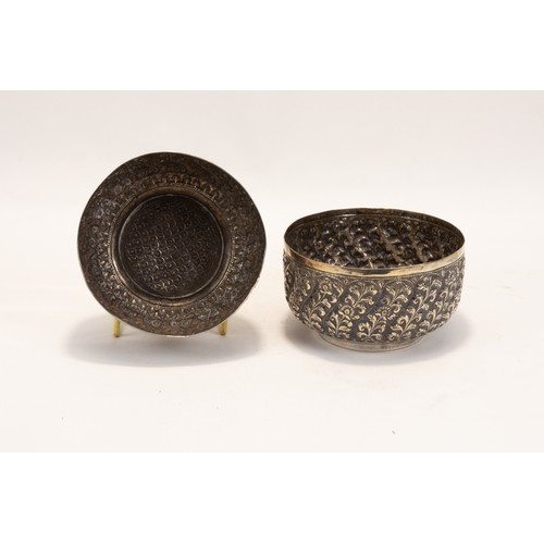 130 - A Pair of Indian Silver Bowls Decorated with Floral Patterns.

D: Approximately 9.8cm
H: Approximate... 