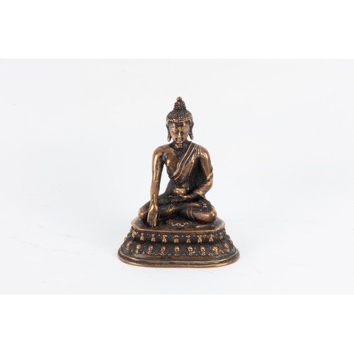 262 - A Chinese Tibetan Copper Figure of Shakyamuni from the 19th Century.

H: Approximately 9.7cm