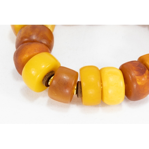 324 - A Tribal Moroccan Amber Beads Bracelet.

Half breaded length: Approximately 13.5cm

55.3g

Half brea... 