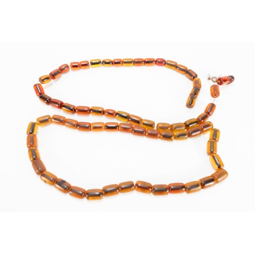 326 - A Lot of 2 Tribal Yemeni Amber Coloured Beads Necklaces from the 19th Century.

300g