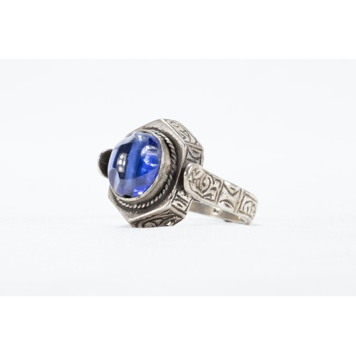 332 - A Blue Gemstone Ring Set on Silver Possibly Sapphire.

9g