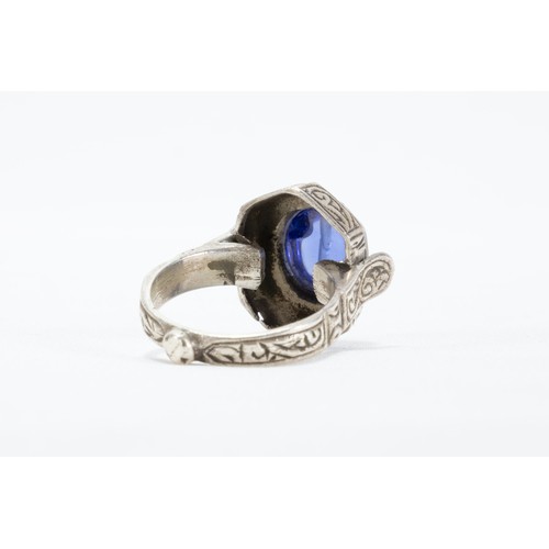 332 - A Blue Gemstone Ring Set on Silver Possibly Sapphire.

9g