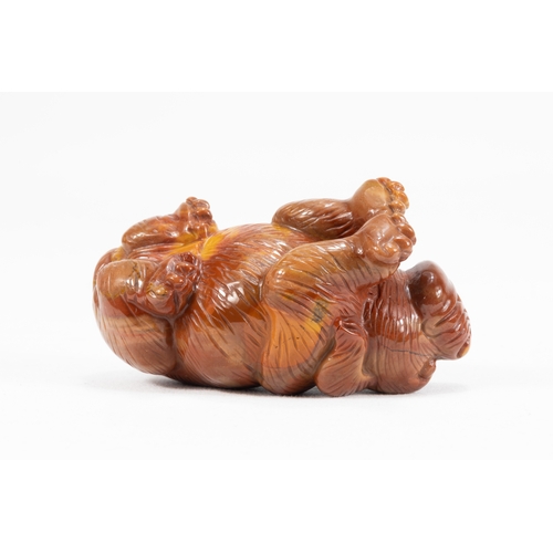 118 - A Chinese Hand-Carved Agate Figure of a Dog.

L: Approximately 6.5cm