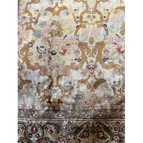 75 - An Extremely Fine Persian Qum Silk Rug.

Approximately 207cm x 144cm