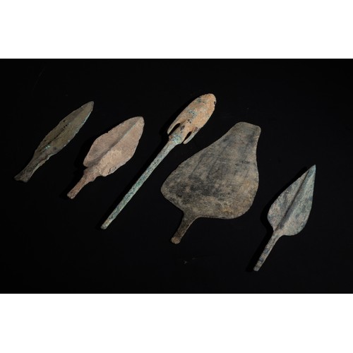 245 - A Lot of 5 Luristani Bronze Arrowheads Circa 1200-600 B.C.

L: Approximately 8.6cm-14.2cm
W: Approxi... 