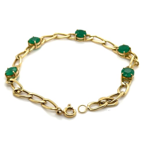 118 - A Brazilian Emerald and 18 Carat Gold Bracelet, Circa 1980's.

5.8g