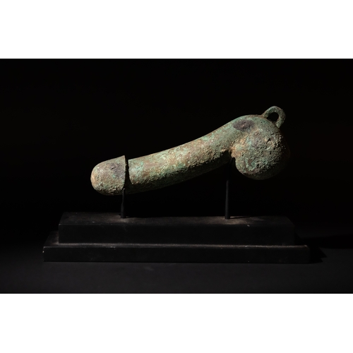 72 - A Roman Bronze Phallic Amulet, Circa 2nd Century.

L: Approximately 19cm

Provenance: Private UK col... 