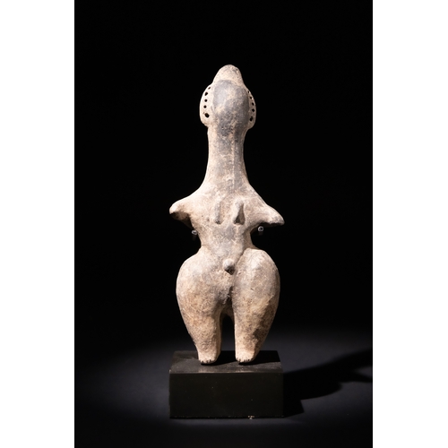 86 - A Near Eastern Terracotta Amlash Goddess Idol, 800-1000 B.C.

H: Approximately 17cm 

W: Approximate... 