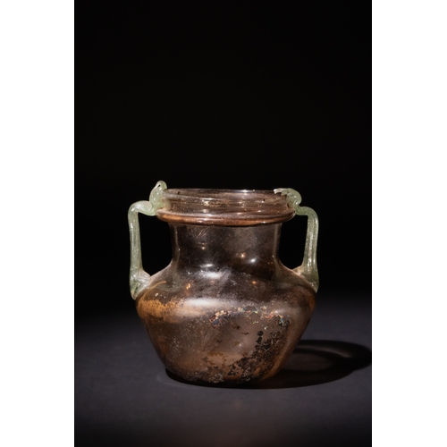 90 - A Roman Aubergine Glass Jar with Green Twin Handles, 3rd-4th Century.

H: Approximately 9cm