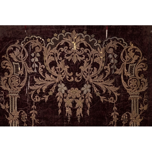 337 - An Ottoman Velvet Metal-threaded Suzani Embroidery Prayer Mat, 19th Century.

Approximately 160 x 94... 