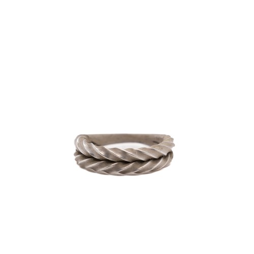 58 - A Viking Silver Braided Ring.

A Viking silver ring, featuring a distinctive braided design. The twi... 