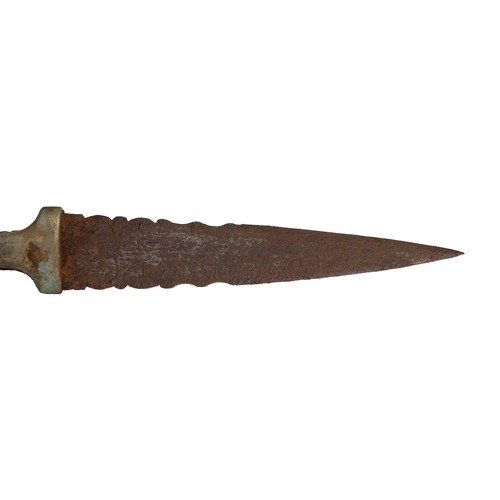 50 - **NO RESERVE**

An Indo-Persian Double-Edged Serrated Dagger with Sheath.

An Indo-Persian double-ed... 