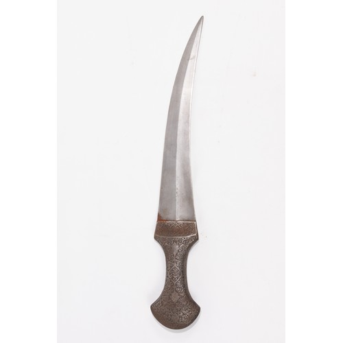 51 - **NO RESERVE**

An Indo Persian Steel Dagger with Engraved Hilt.

An Indo-Persian dagger featuring a... 