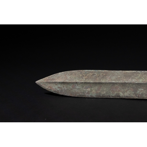 342 - A Chinese Bronze Sword, Possibly Warring States / Western Han Dynasty - A Chinese Bronze Sword, poss... 