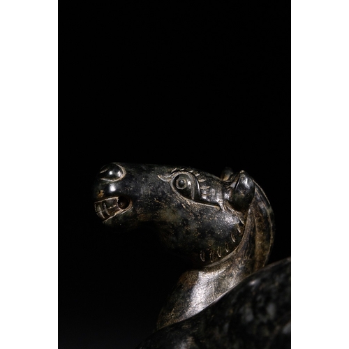 339 - A Chinese Hetian Jade Recumbent Two-Humped Camel - A Chinese Hetian Jade Recumbent Two-Humped Camel.... 