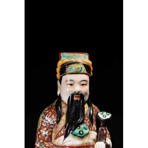 294 - A Chinese Famille Rose Porcelain Figure of Lu Xing, Early 20th Century - A Chinese Famille Rose porc... 
