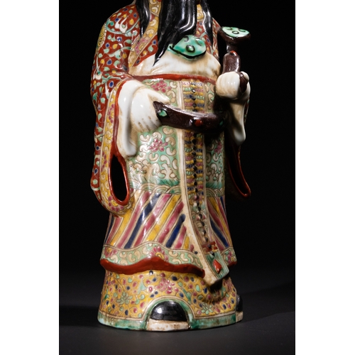 294 - A Chinese Famille Rose Porcelain Figure of Lu Xing, Early 20th Century - A Chinese Famille Rose porc... 