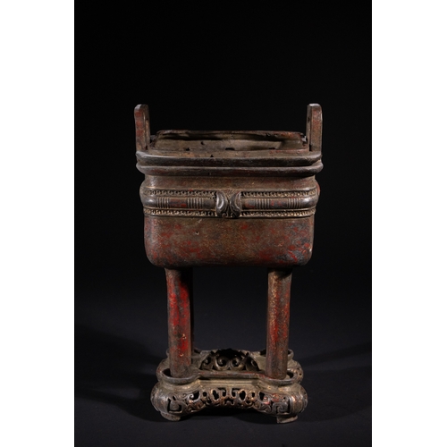 300 - A Chinese Archaistic Bronze Fang Ding Censer, Xuande Mark - A Chinese archaistic bronze fang ding ce... 