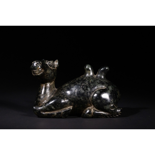 339 - A Chinese Hetian Jade Recumbent Two-Humped Camel - A Chinese Hetian Jade Recumbent Two-Humped Camel.... 