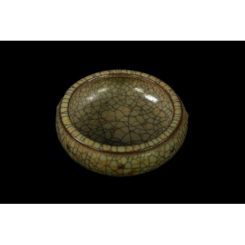 304 - A Chinese Ge-Type Crackle Glazed Brush Washer, Song Dynasty or Later. - A Chinese Ge-type crackle gl... 