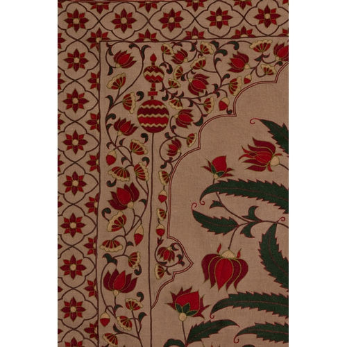 75 - An Indian Floral Prayer Mat with Stylised Vase and Tulip Design.

A finely woven Indian prayer mat f... 