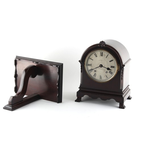 24 - Property of a deceased estate - an early 20th century mahogany arched cased mantel clock with Webste... 