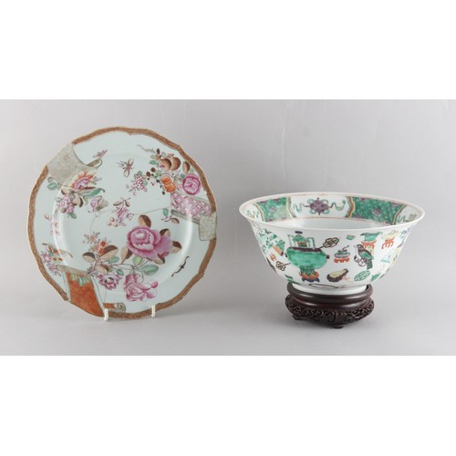 47 - Property of a lady - a Chinese famille verte bowl painted with precious objects, Qing dynasty, re-st... 