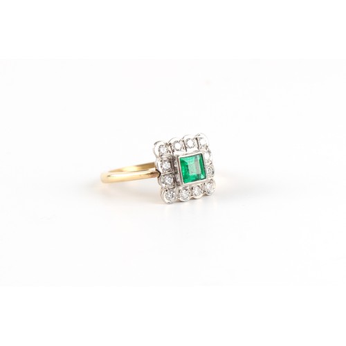 102 - An Art Deco style 18ct yellow gold emerald & diamond ring, the square setting with a centre square c... 